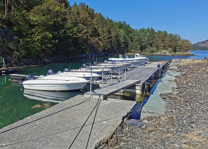 Blabaerhytta By Interhome